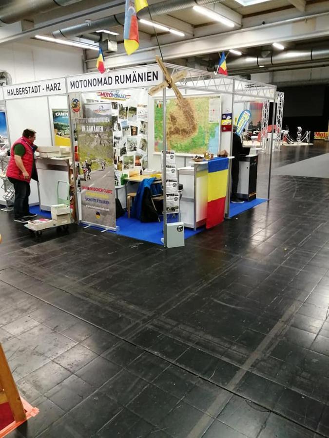 Pension, Camping & Biker Station Zur Deutschen Eiche Ciocanesti Dış mekan fotoğraf