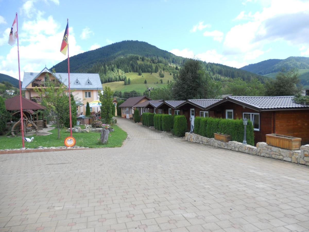 Pension, Camping & Biker Station Zur Deutschen Eiche Ciocanesti Dış mekan fotoğraf