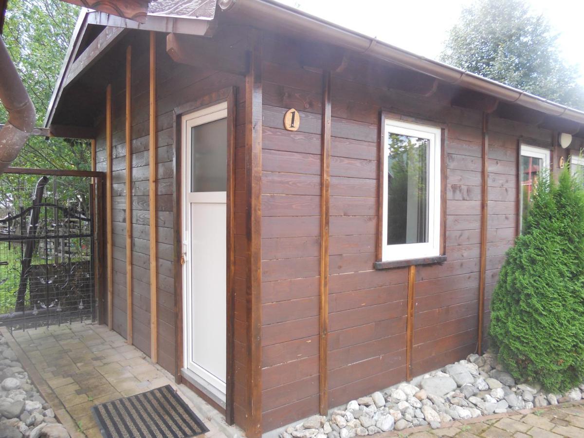 Pension, Camping & Biker Station Zur Deutschen Eiche Ciocanesti Dış mekan fotoğraf