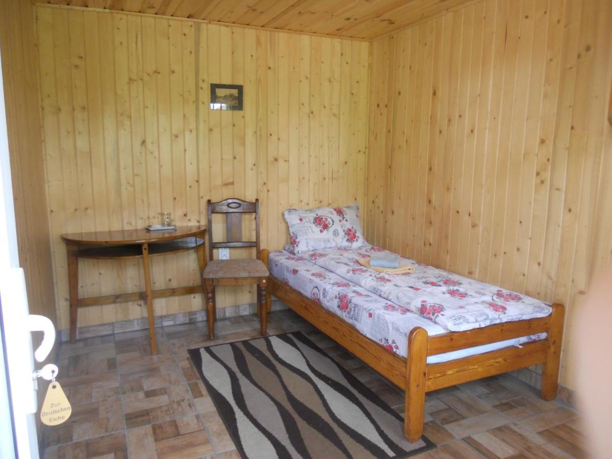 Pension, Camping & Biker Station Zur Deutschen Eiche Ciocanesti Dış mekan fotoğraf