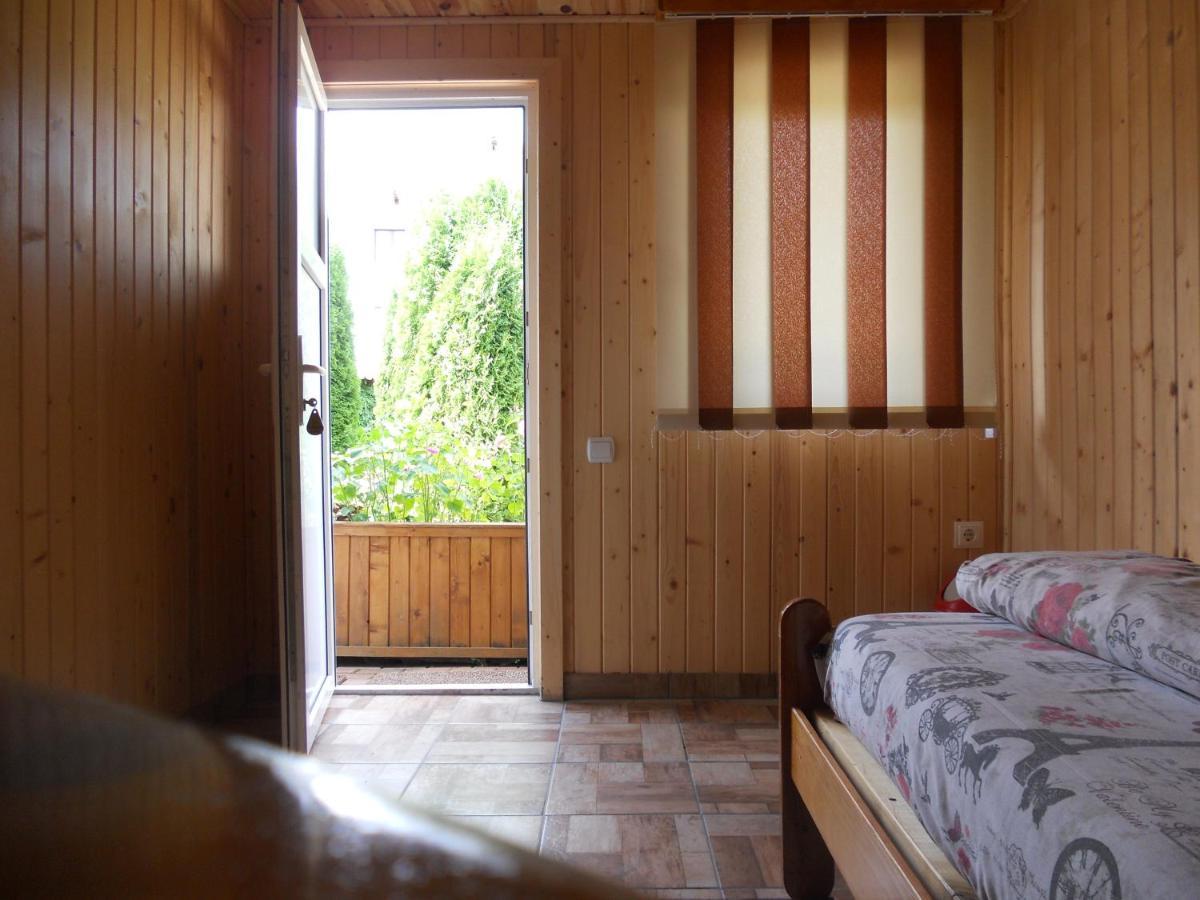 Pension, Camping & Biker Station Zur Deutschen Eiche Ciocanesti Dış mekan fotoğraf
