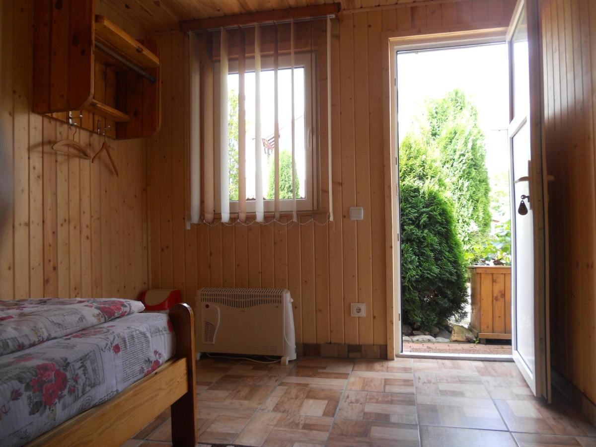 Pension, Camping & Biker Station Zur Deutschen Eiche Ciocanesti Dış mekan fotoğraf